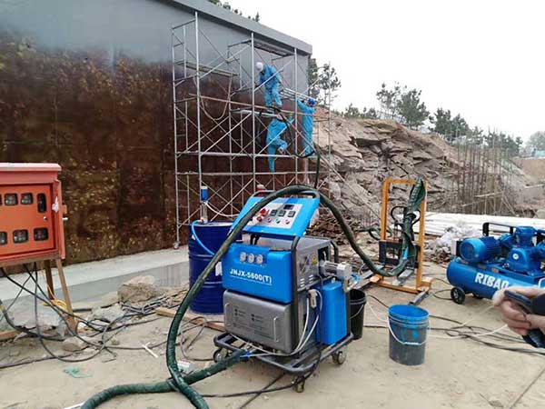室外形象牆展覽牆聚脲噴塗機防腐防水施工